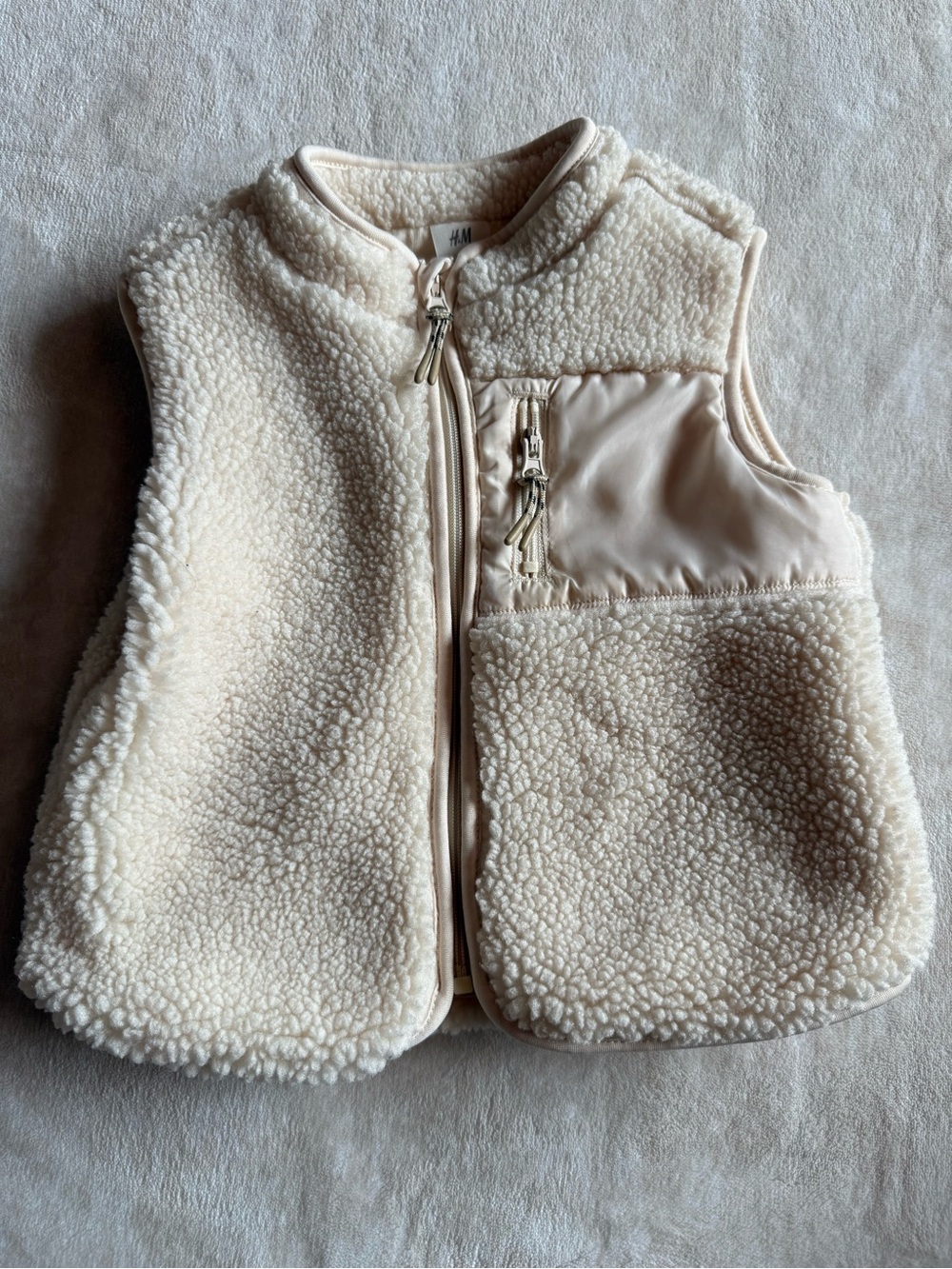 H&M Cream Sherpa Vest with Chest Zip Pocket